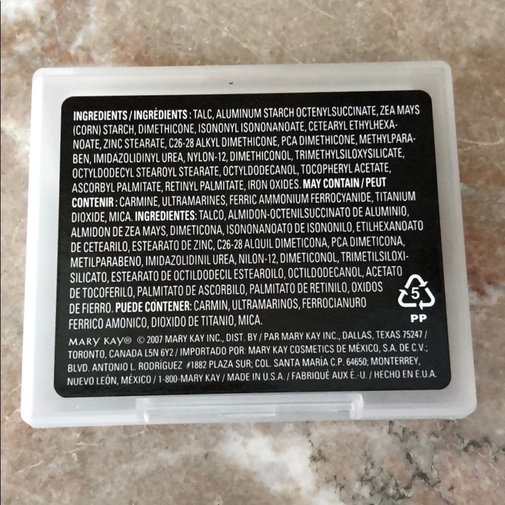 NIB Mary Kay Silky Caramel Mineral Eye Color Eyeshadow - Picture 3 of 3